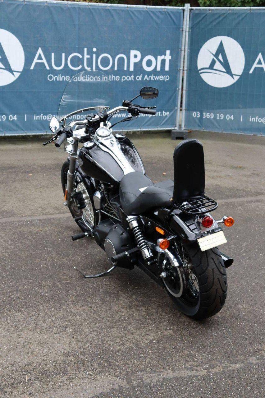 Motorcycle Harley-Davidson Dyna Wide Glide Petrol 2010