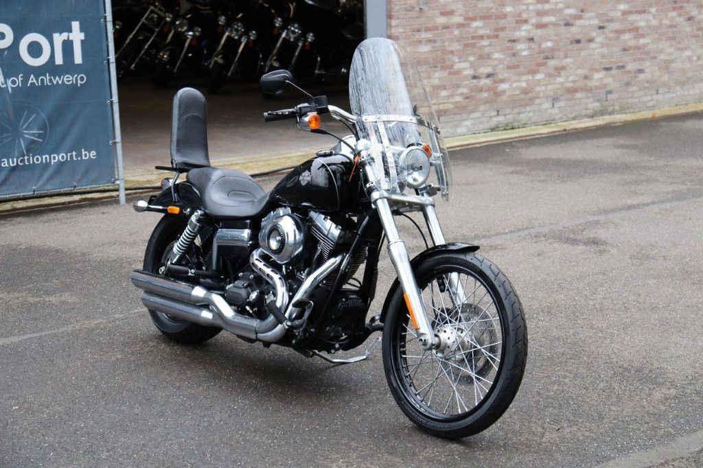 Motorcycle Harley-Davidson Dyna Wide Glide Petrol 2010
