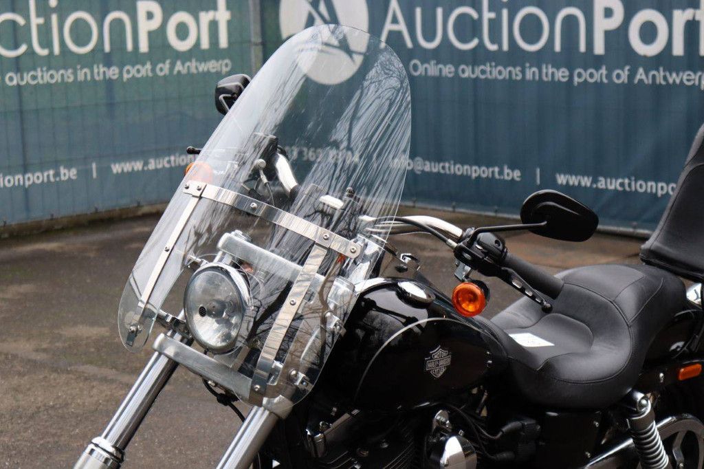 Motorcycle Harley-Davidson Dyna Wide Glide Petrol 2010