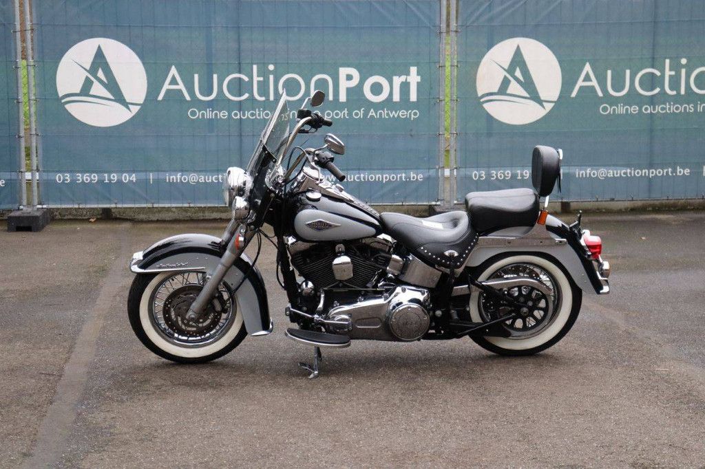 Motorrad Harley-Davidson Heritage Softail Classic Benzin 2012