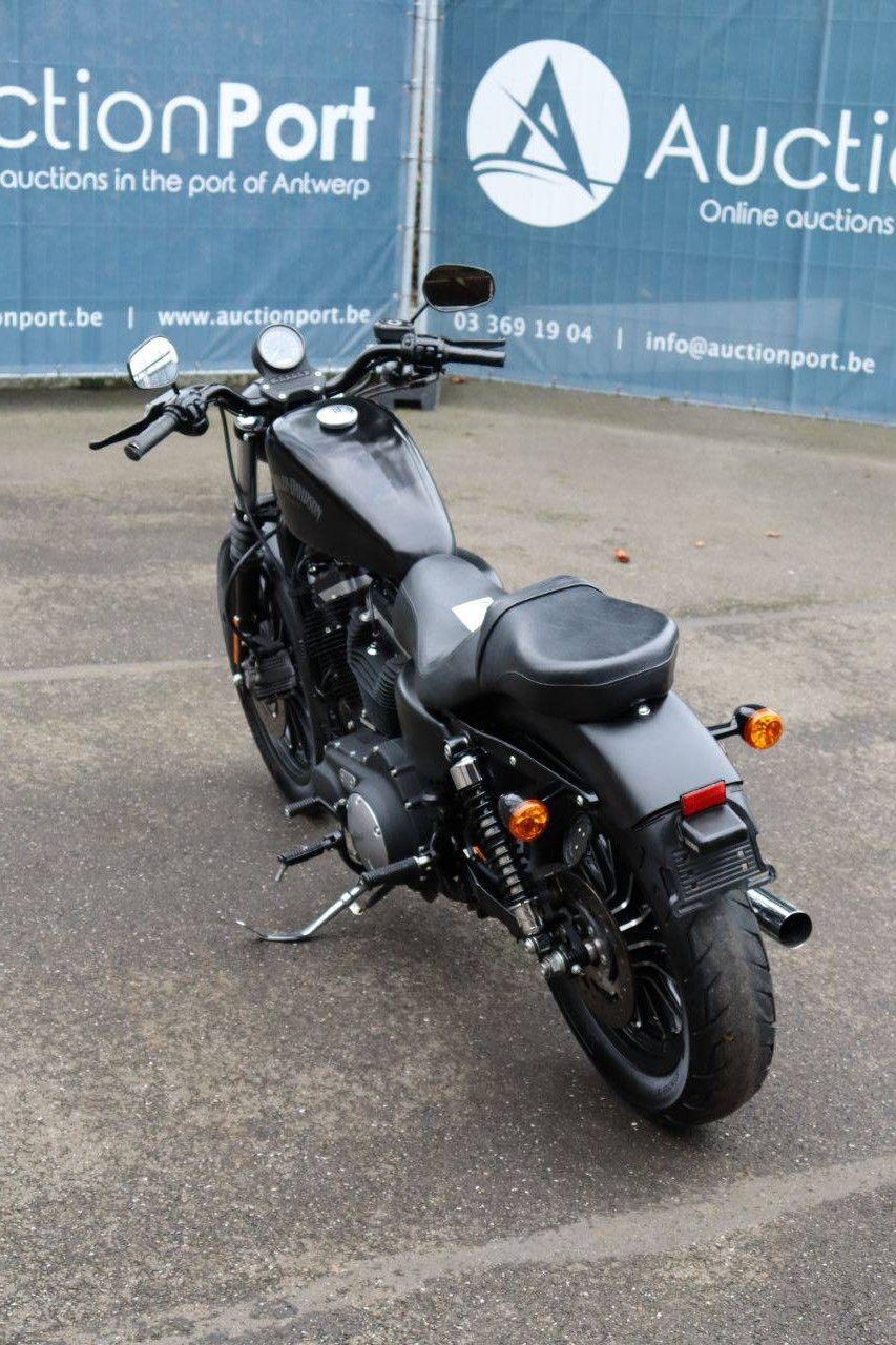 Motor Harley-Davidson Sporster XL 883 Iron Benzine 2012
