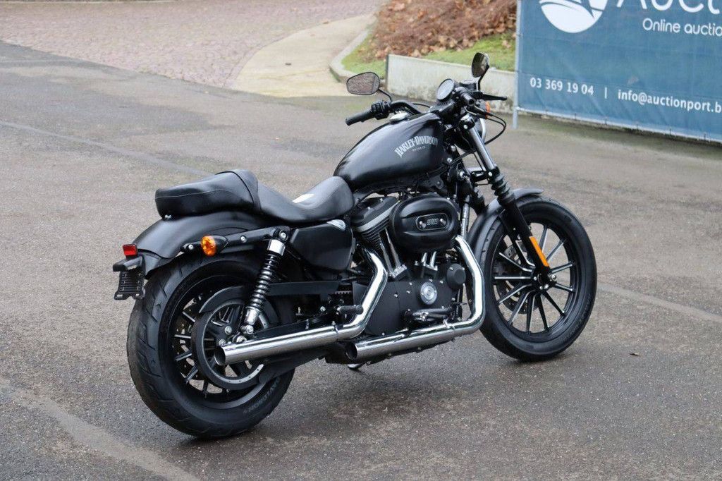 Motor Harley-Davidson Sporster XL 883 Iron Benzine 2012