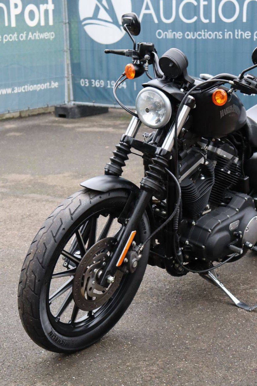 Motor Harley-Davidson Sporster XL 883 Iron Benzine 2012