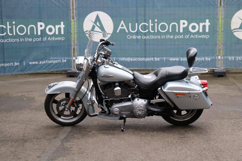 Motorcycle Harley-Davidson Dyna Switchback Petrol 2012