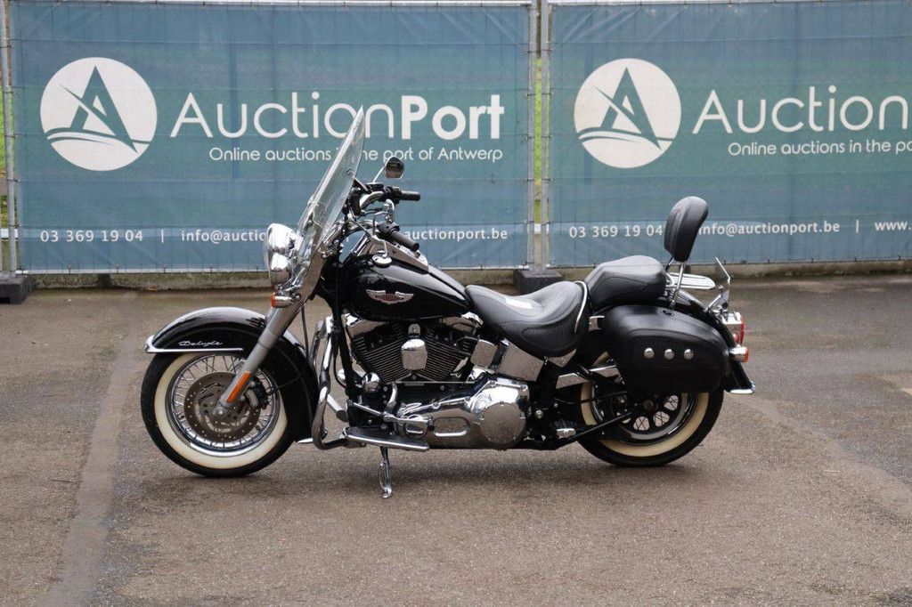 Harley-Davidson Softail Deluxe Petrol Motorcycle 2006