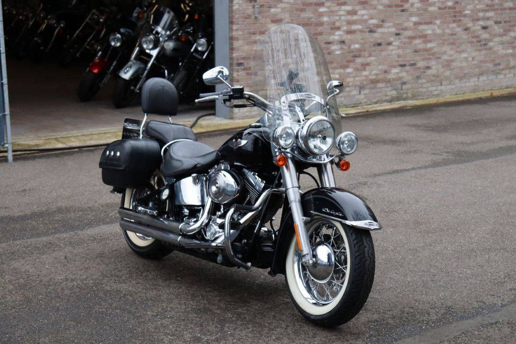 Harley-Davidson Softail Deluxe Petrol Motorcycle 2006