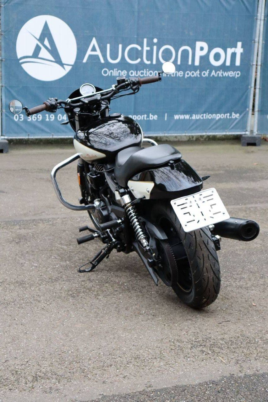 Harley-Davidson Street 750 Petrol 2016 Motorcycle (Margin)