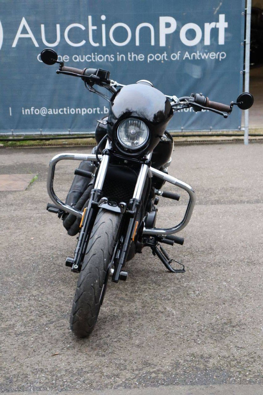 Harley-Davidson Street 750 Petrol 2016 Motorcycle (Margin)