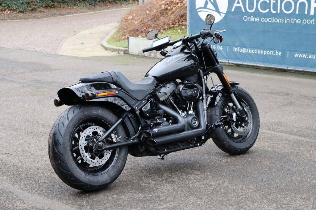 Motorrad Harley-Davidson Fat Bob Benzin 2018 (Margin)