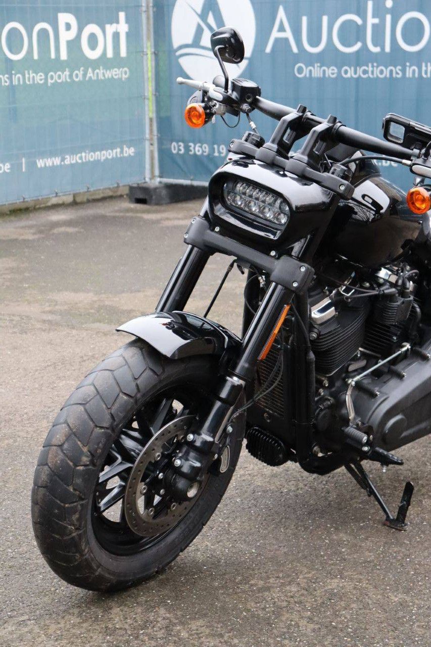 Motorrad Harley-Davidson Fat Bob Benzin 2018 (Margin)