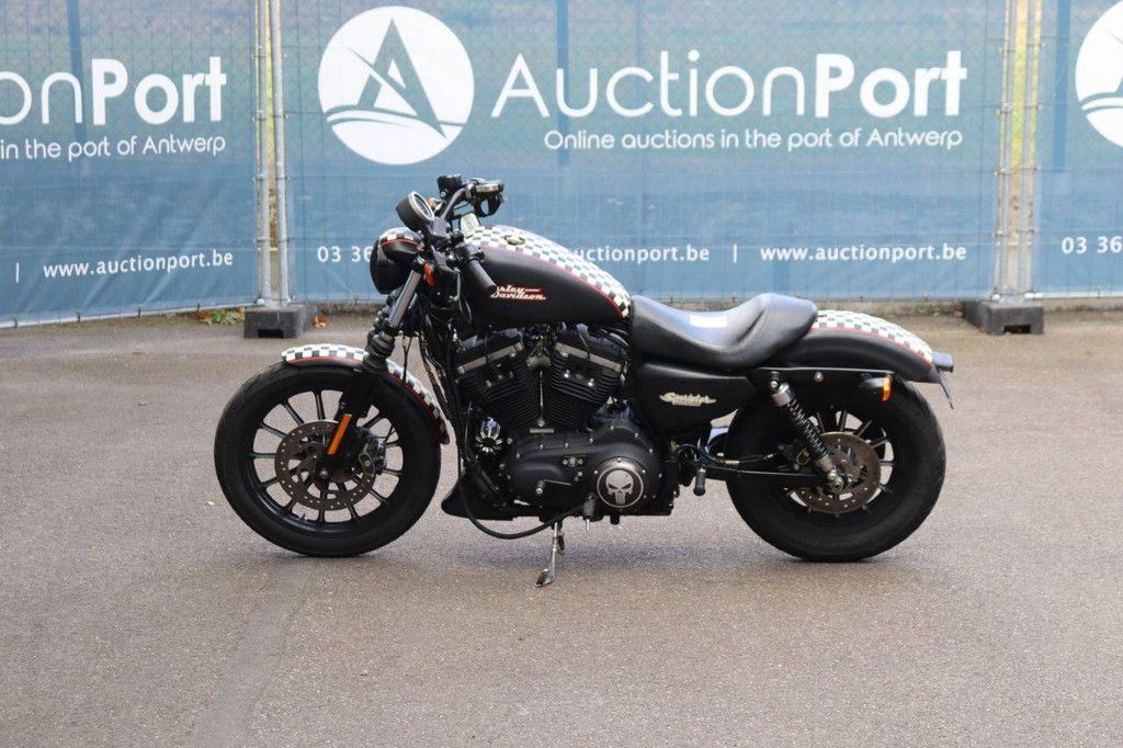 Harley-Davidson Sportster 883N Iron Petrol 2014