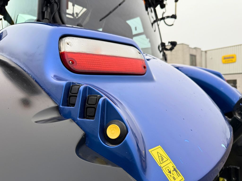 New Holland T7.270AC Stage V