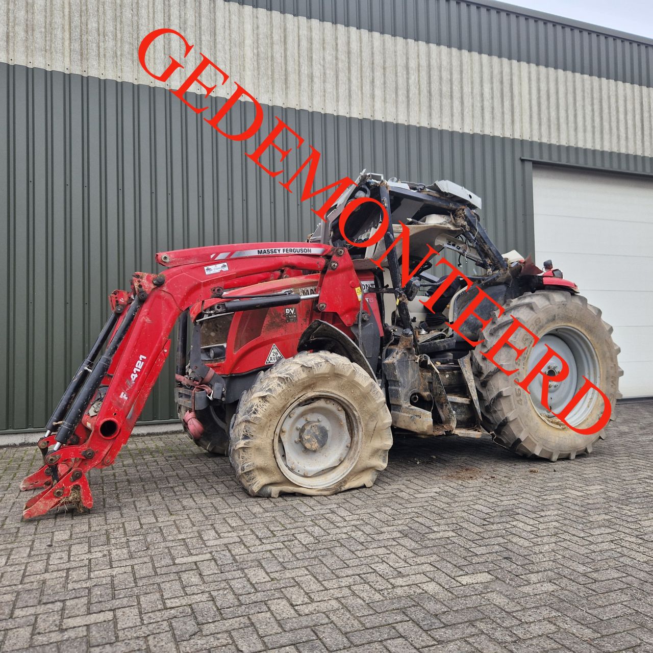 Massey Ferguson 6713 S Dyna 6