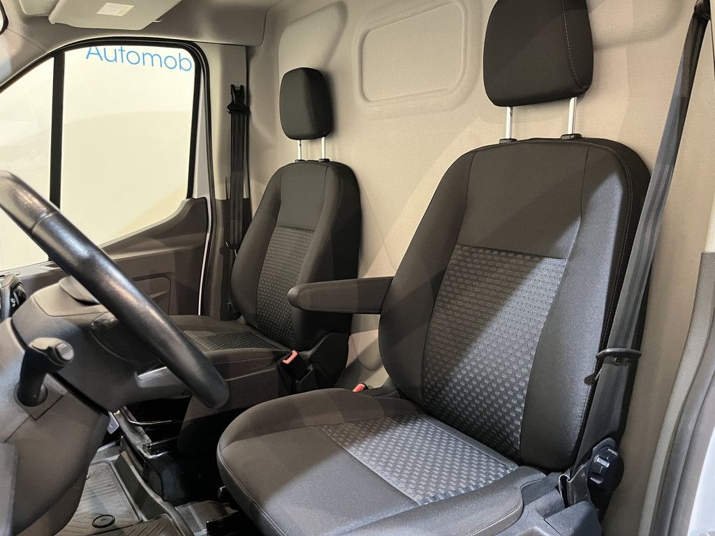 Ford Transit 350 2.0 TDCI L3H3 Trend 170 PK / Euro 6 / Airco / CarPlay / Cruise Control / Camera / Trekhaak / 28.400 KM !!