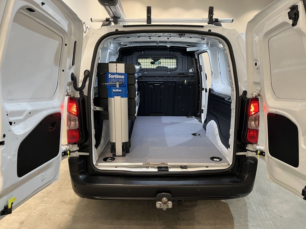 Peugeot Partner 1.5 BlueHDI Grip Long / Euro 6 / Servicebus / Sortimo Inrichting / Airco / Cruise Control / PDC / CarPlay / Trekhaak / 3-Zits / 92.100 KM !!