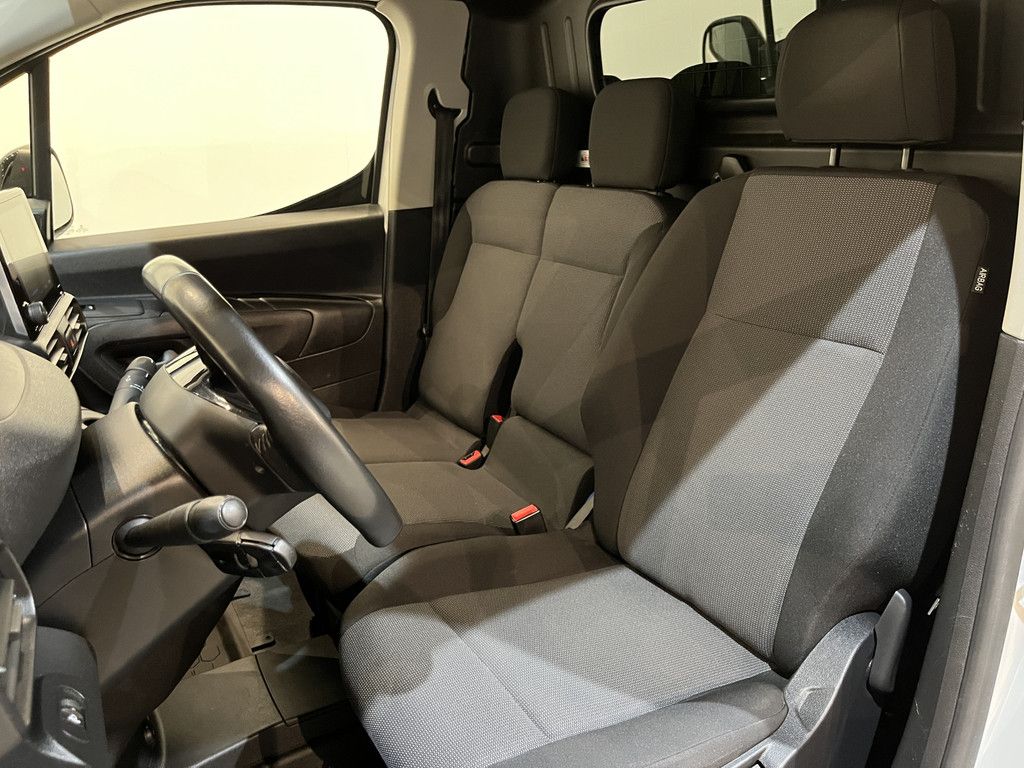Peugeot Partner 1.5 BlueHDI Grip Long / Euro 6 / Servicebus / Sortimo Inrichting / Airco / Cruise Control / PDC / CarPlay / Trekhaak / 3-Zits / 92.100 KM !!