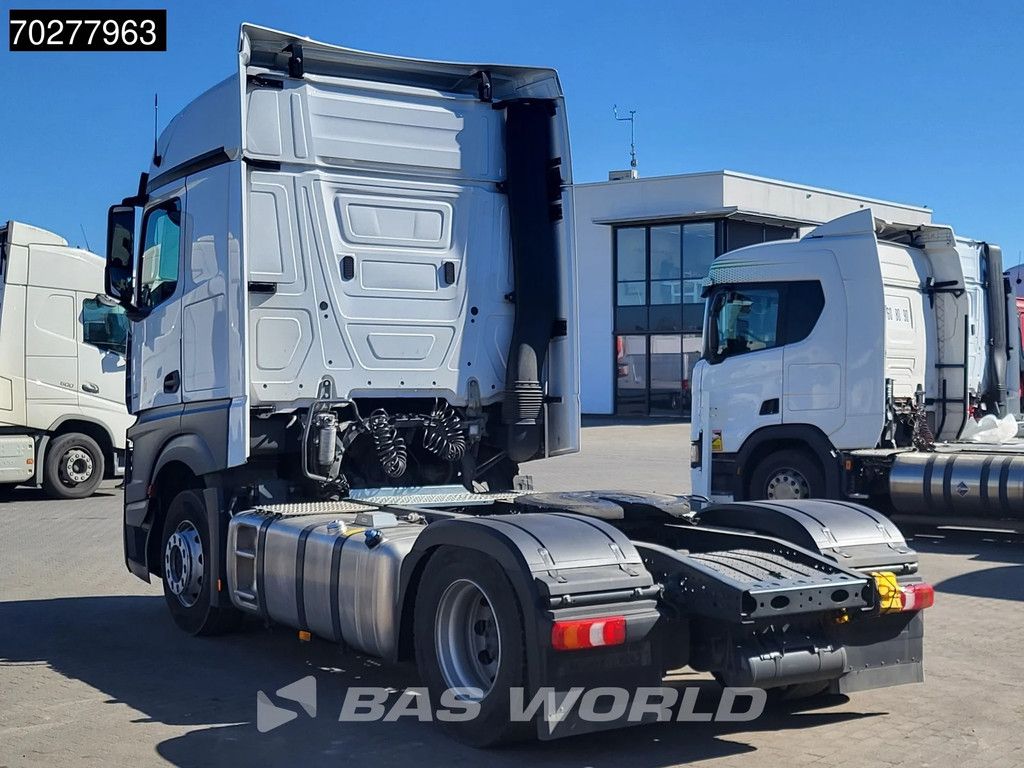 Mercedes Actros Actros 1851 4X2 BigSpace 2x Tanks