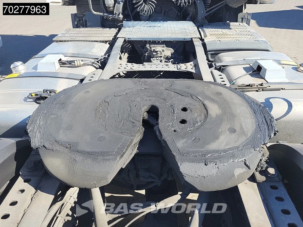 Mercedes Actros Actros 1851 4X2 BigSpace 2x Tanks