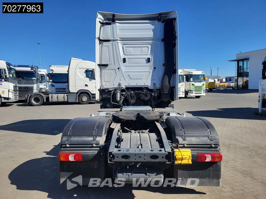 Mercedes Actros Actros 1851 4X2 BigSpace 2x Tanks