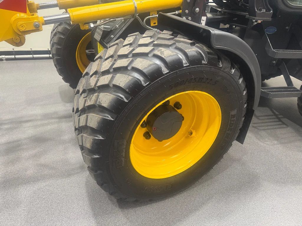 Komatsu WA80M-8E0 DEMO