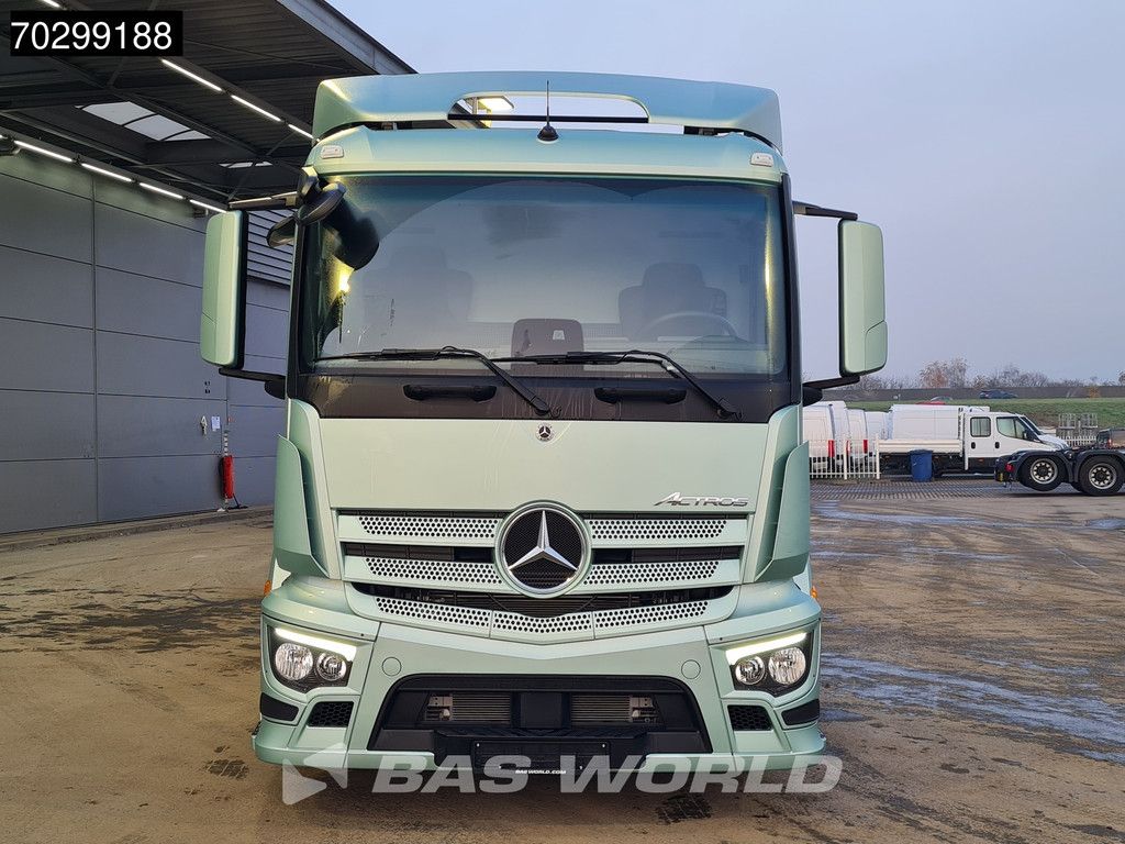 Mercedes Actros 1827 4X2 NEW! 18tons Machine transporter Oprijwagen Hydraulic ramps Air suspension