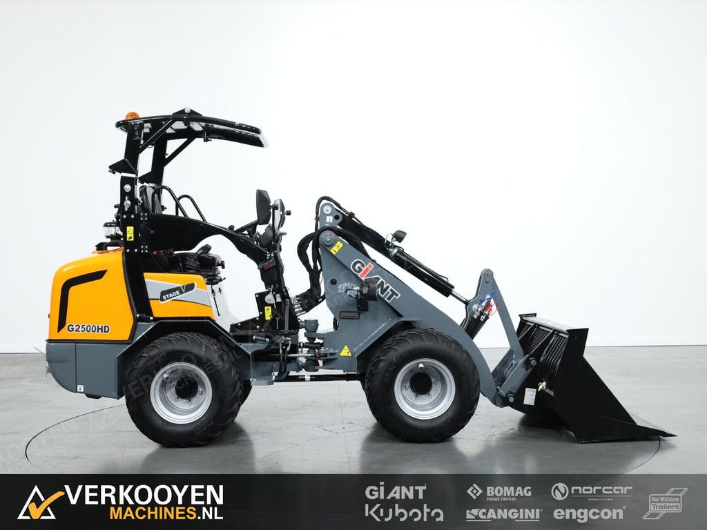 2026 Giant G2500 HD VK10429