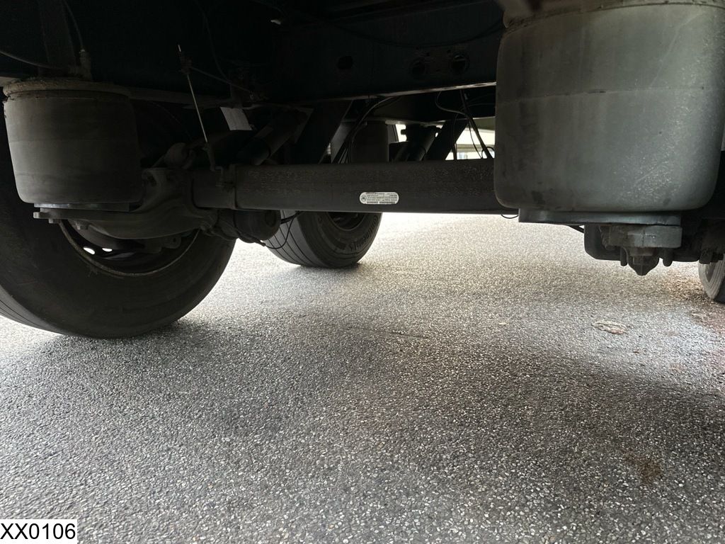 Fruehauf gesloten bak Dhollandia