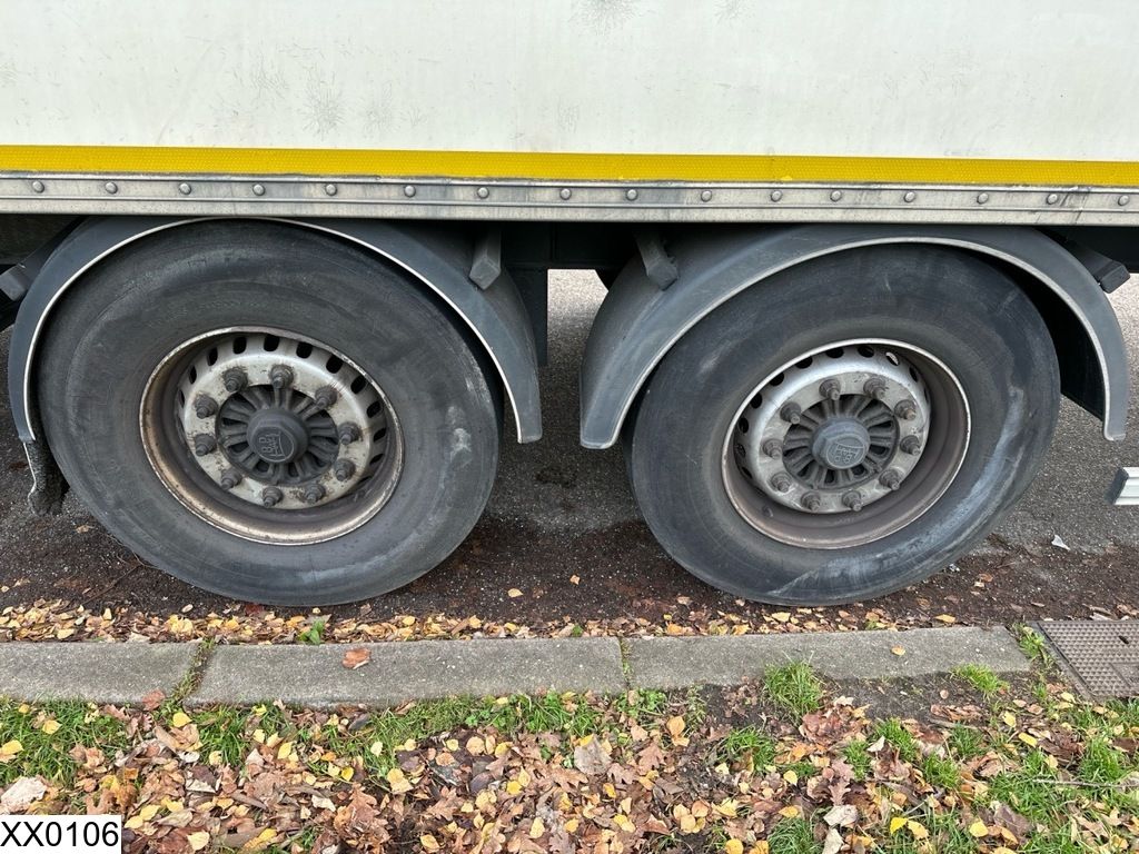 Fruehauf gesloten bak Dhollandia