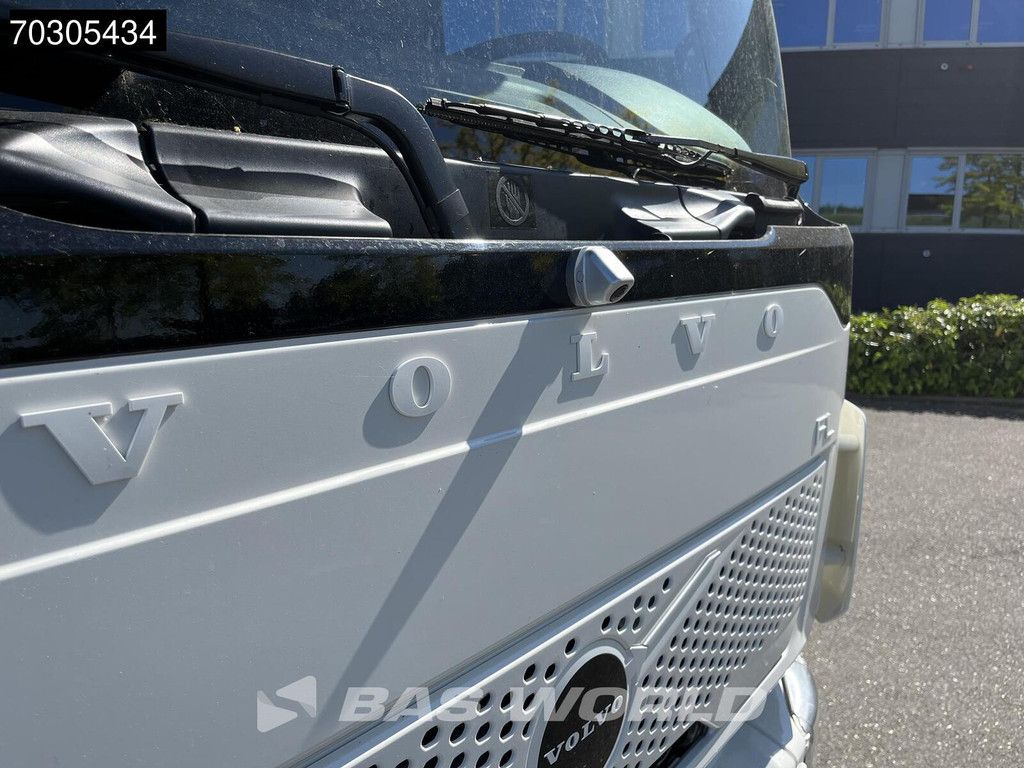 Volvo FL Electric 4X2 NEW Electric 375KWh AC / DC 2000kg Tailgate Full Air suspension