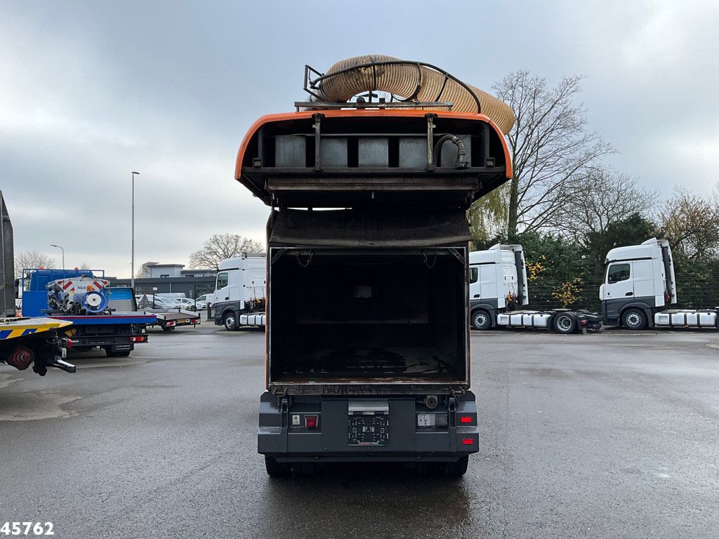 Ravo 580 Euro 6 with 3-rd brush