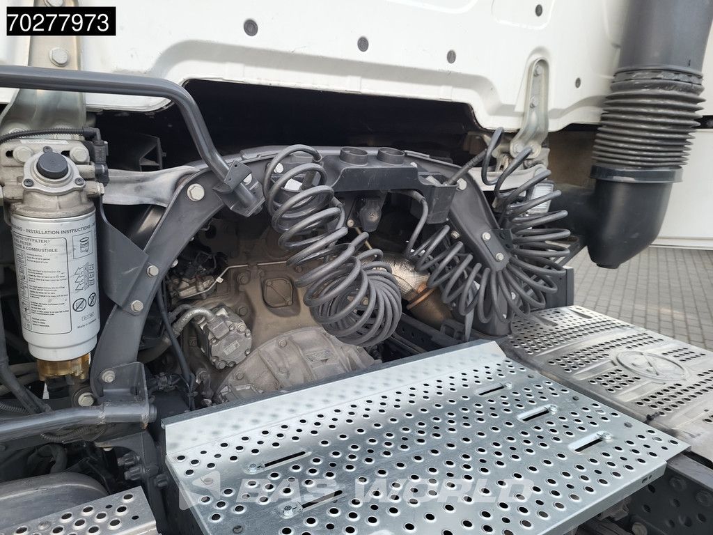 Mercedes Actros Actros 1851 4X2 BigSpace 2x Tanks