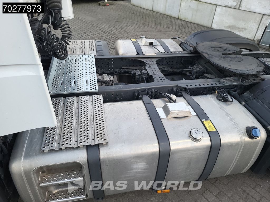 Mercedes Actros Actros 1851 4X2 BigSpace 2x Tanks