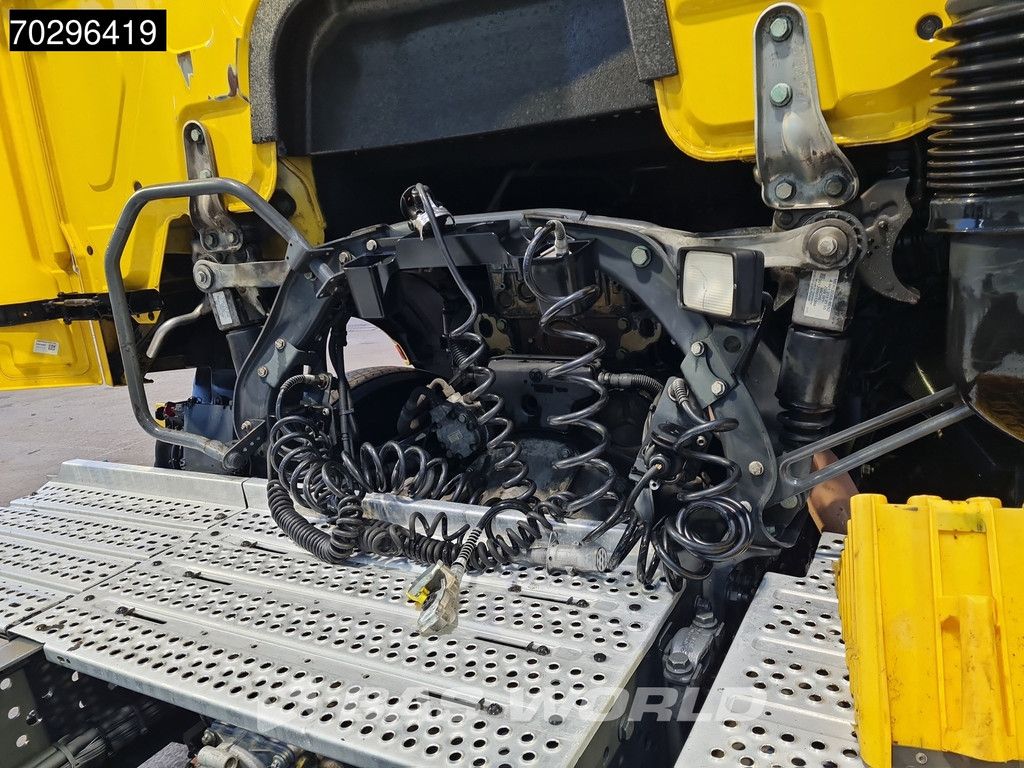 Mercedes Actros 1843 4X2 StreamSpace