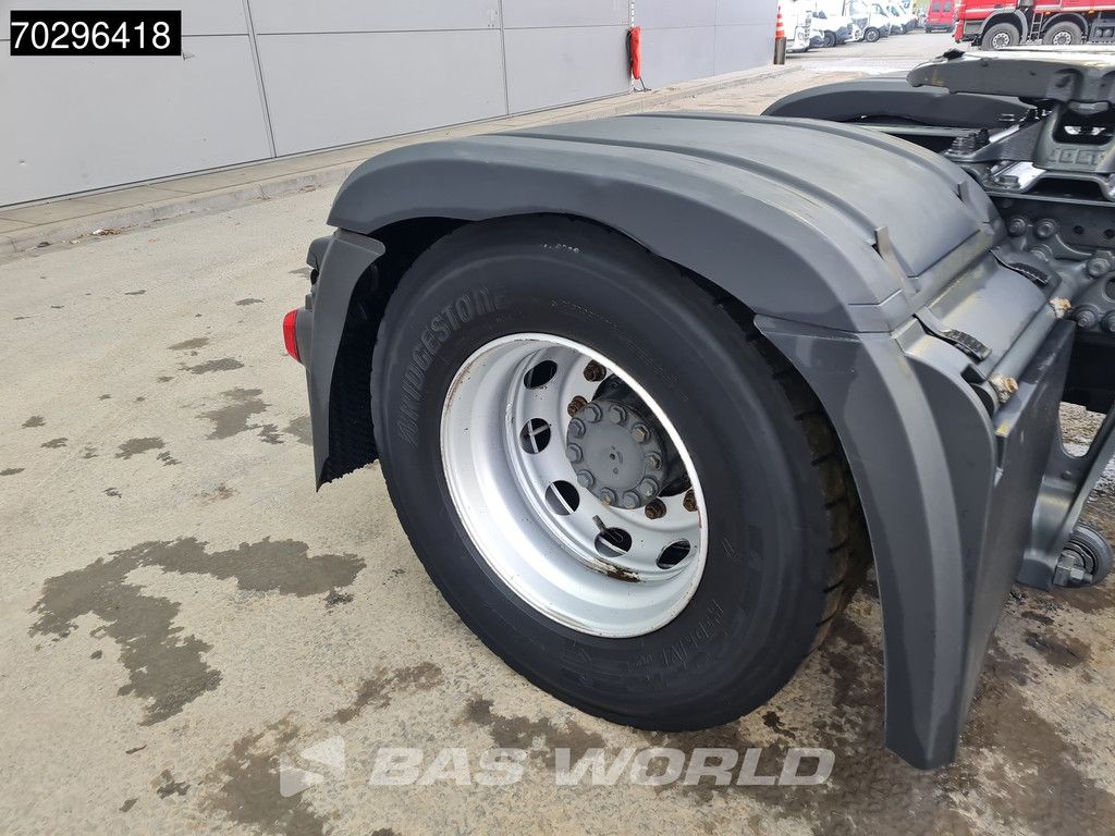 Mercedes Actros 1843 4X2 StreamSpace