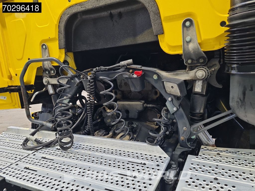 Mercedes Actros 1843 4X2 StreamSpace