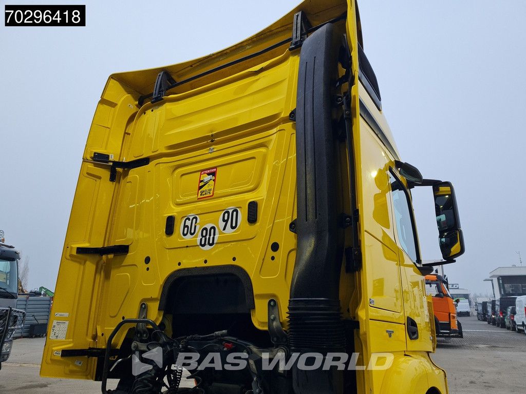 Mercedes Actros 1843 4X2 StreamSpace