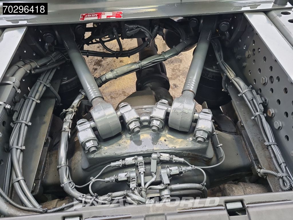 Mercedes Actros 1843 4X2 StreamSpace