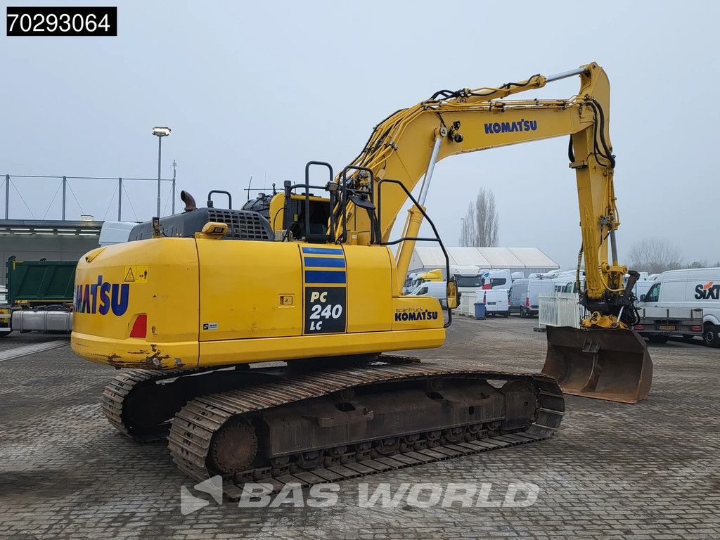 Komatsu PC240 LC-10