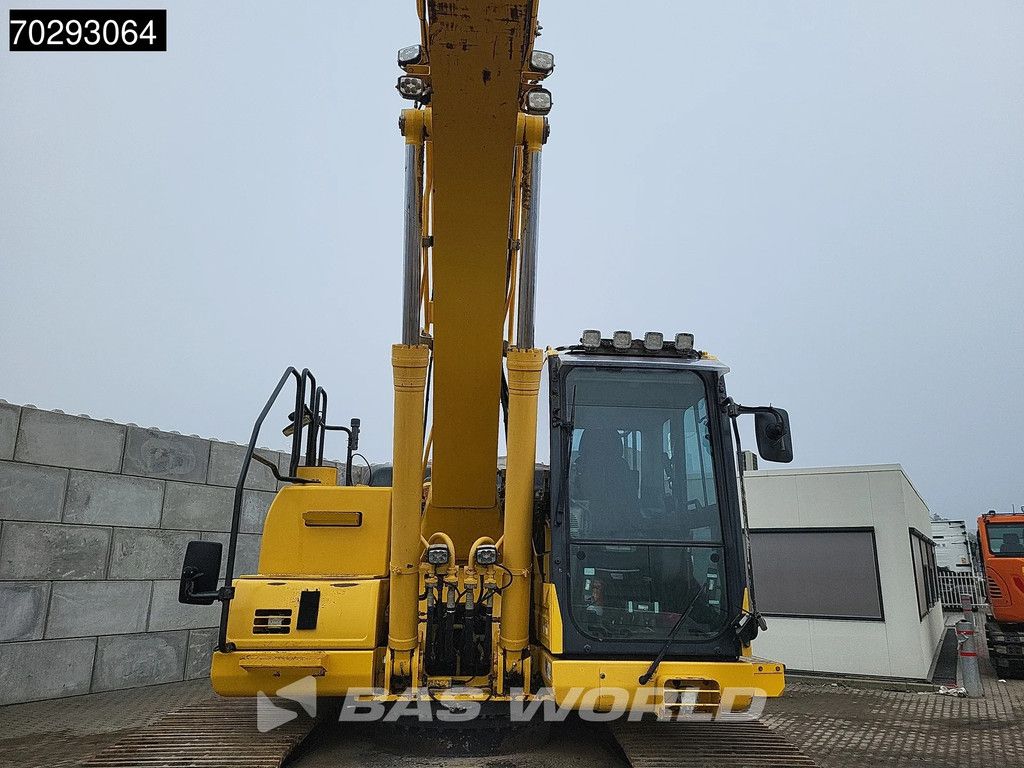 Komatsu PC240 LC-10