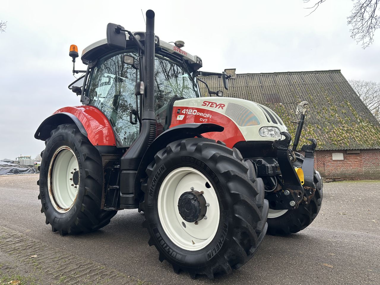 Steyr 4120 Profi CVT Multicontroller