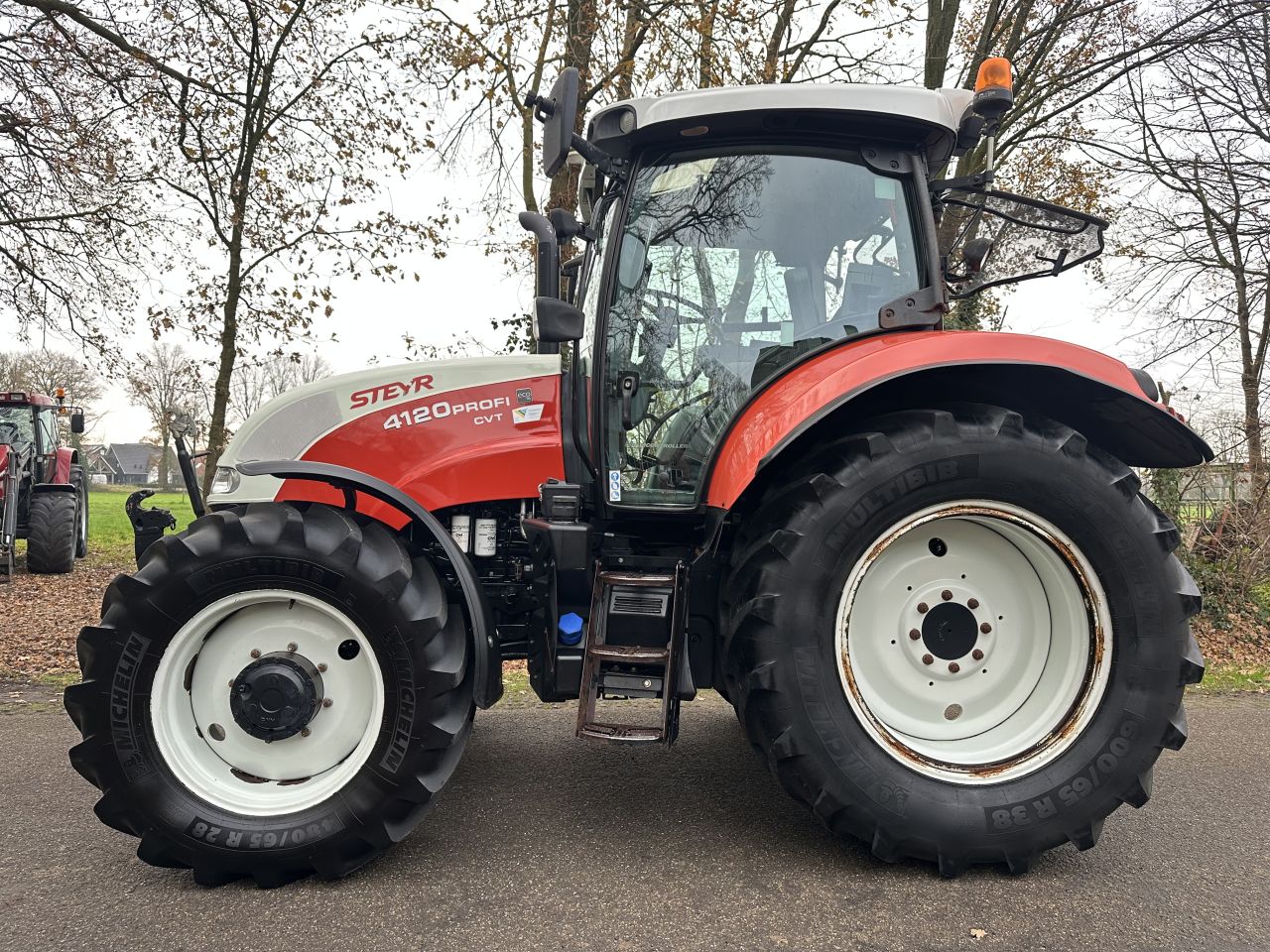 Steyr 4120 Profi CVT Multicontroller