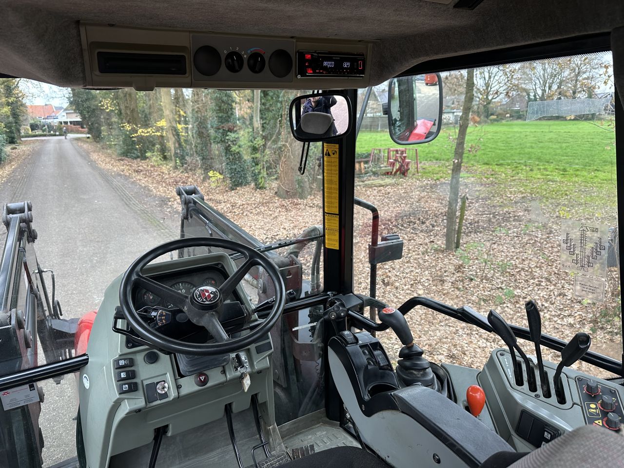 Massey Ferguson 6255