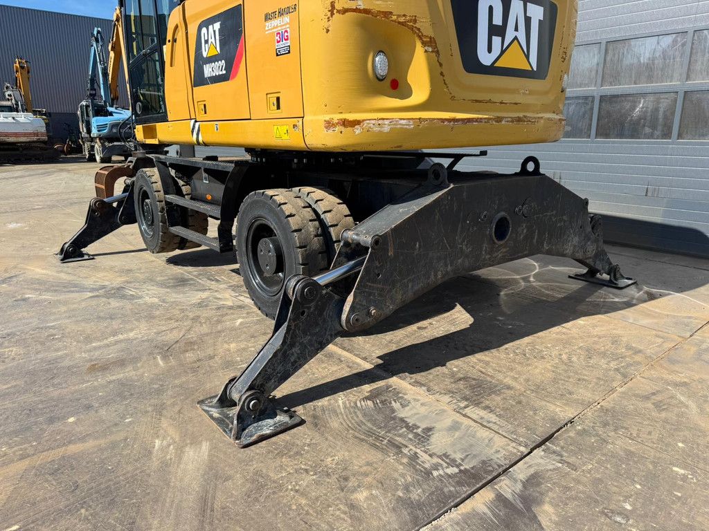 Caterpillar MH3022