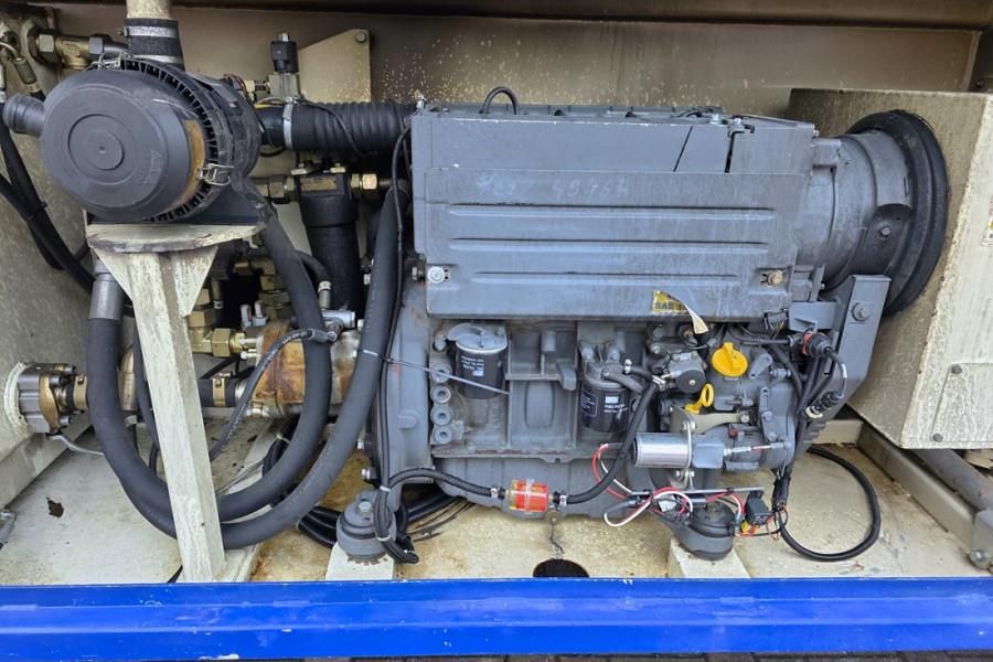 Liftlux SL210-25D4WDS/P Diesel, Hydraulic Deck Extension,