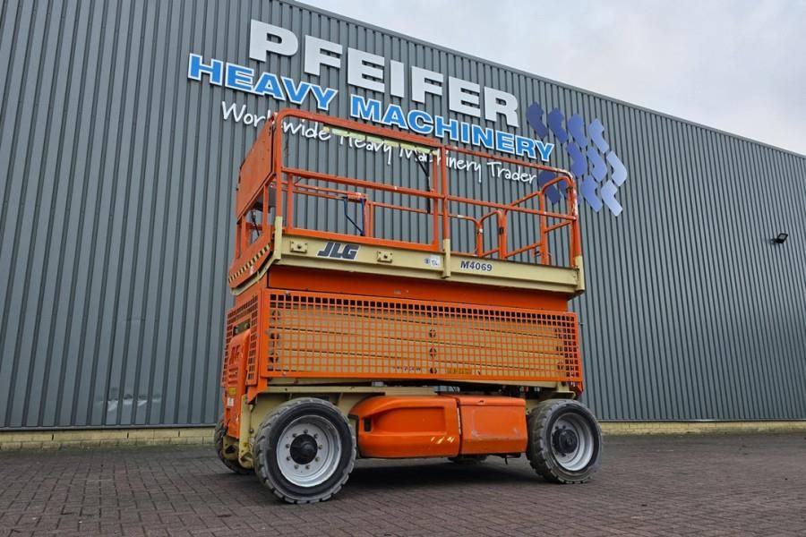 JLG M4069 Hybrid, 14.2m Working Height, 360kg Capacity