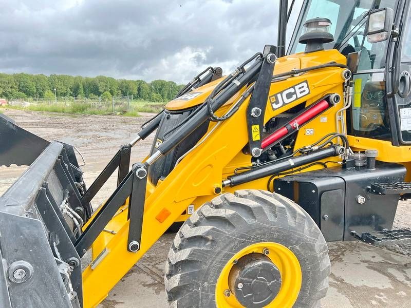 JCB 3DX / 3CX Super Eco Xpert - Telescopic Boom 4/1 Bu