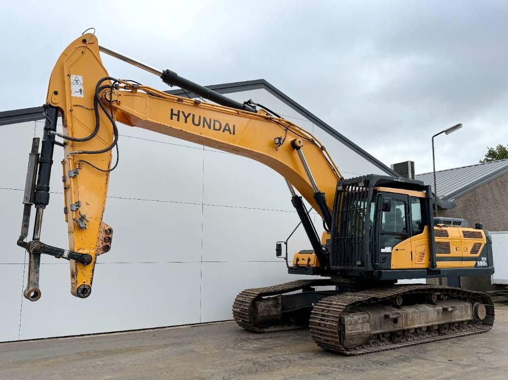 Hyundai HX380LC Rock Quard / Hammer Lines / 360° Camera