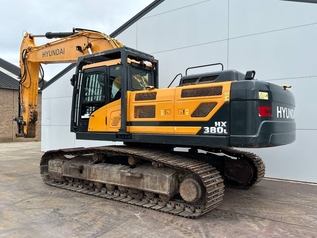 Hyundai HX380LC Rock Quard / Hammer Lines / 360° Camera