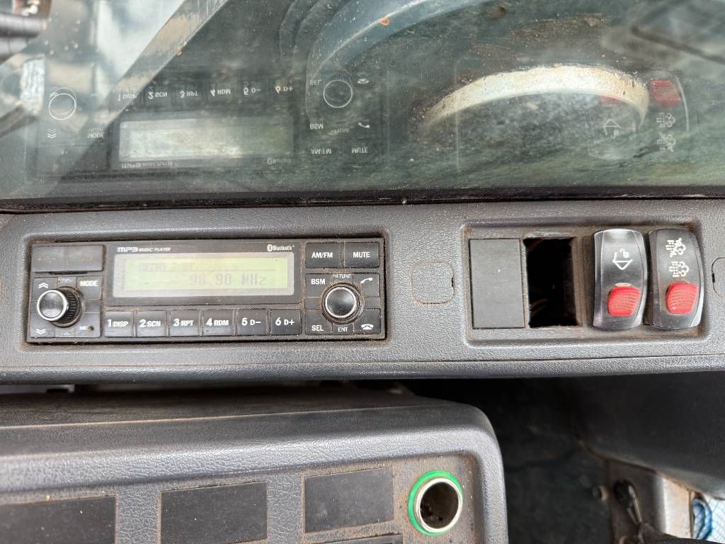 Hyundai HX380LC Rock Quard / Hammer Lines / 360° Camera