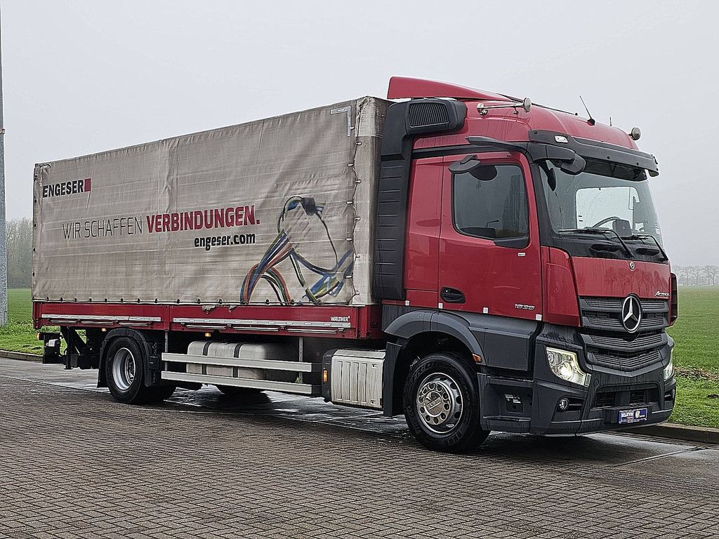 MERCEDES-BENZ ACTROS 1836 str. sp. taillift
